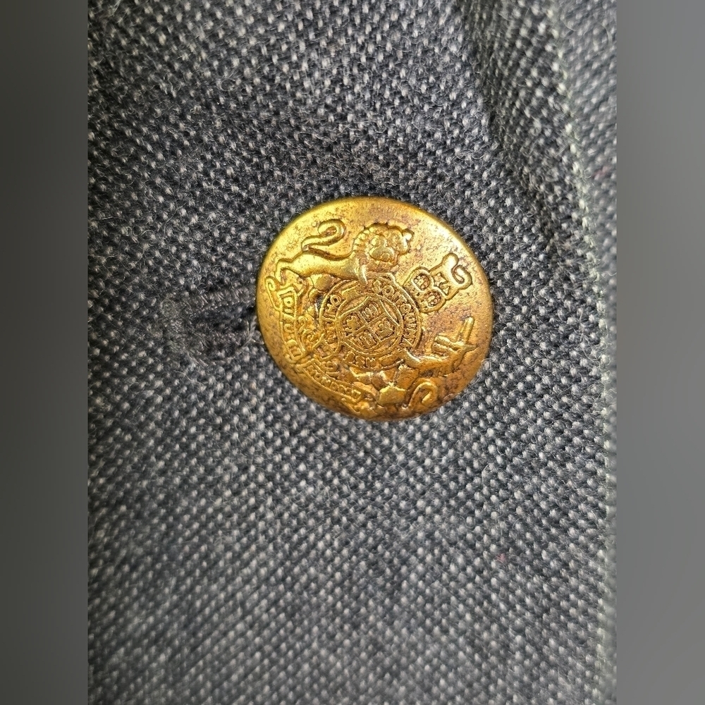 J.Crew Womens Gray Wool Blend Blazer 8 Gold Crest Button Schoolboy Type Jacket - Picture 6 of 7